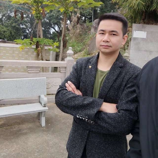 欧阳亦的照片
