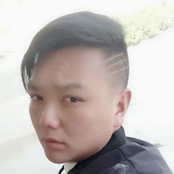 月下独醉，谁来陪的照片