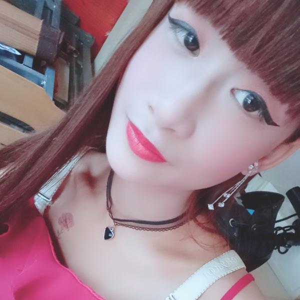韦艳密的照片