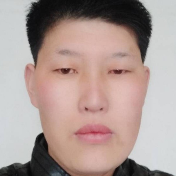 一心一意，找个朋的照片