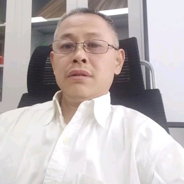 风萧内向的照片