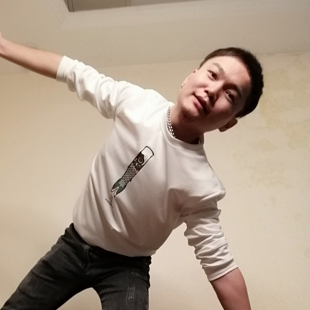 洛尘就美好的照片