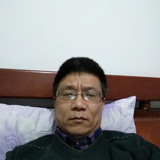 眼睛大森槿的照片