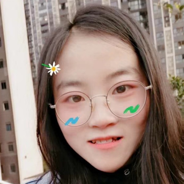 大地挽手深情的照片