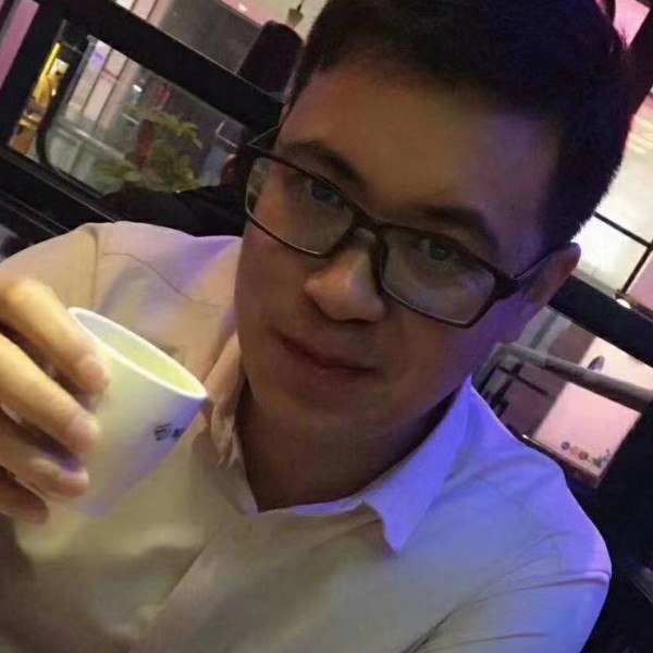 山岚有无语的照片