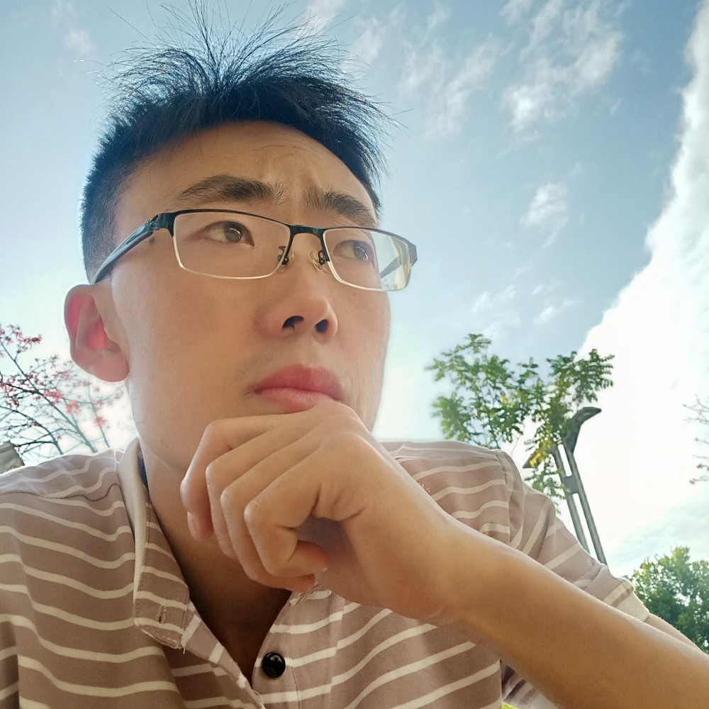 小城晚灯的照片