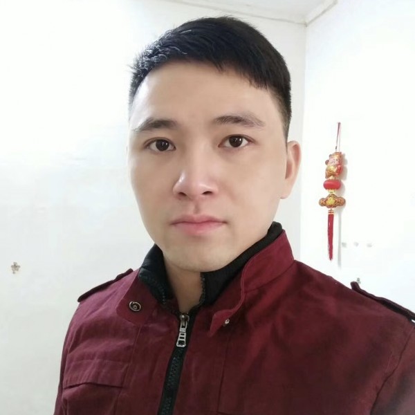 义气踢鸭子的照片