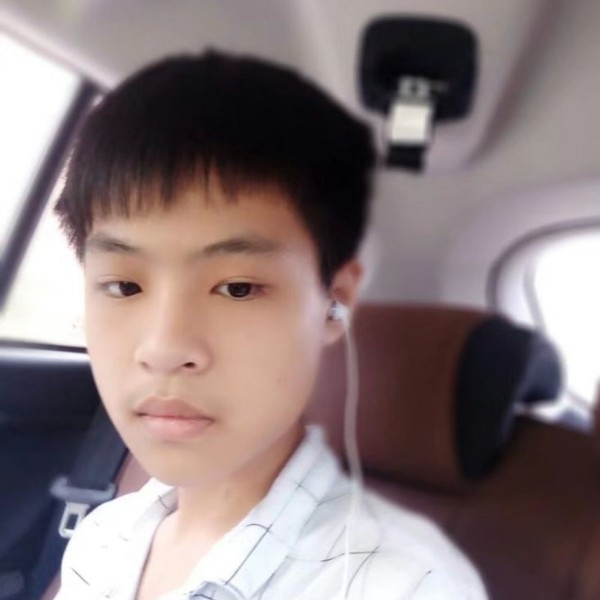 初依泪梦的照片