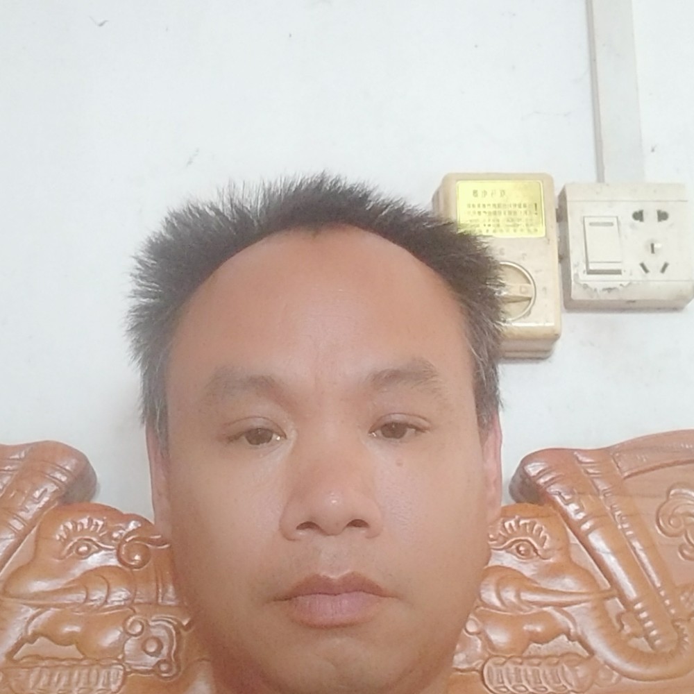 可望小鸟依人的照片