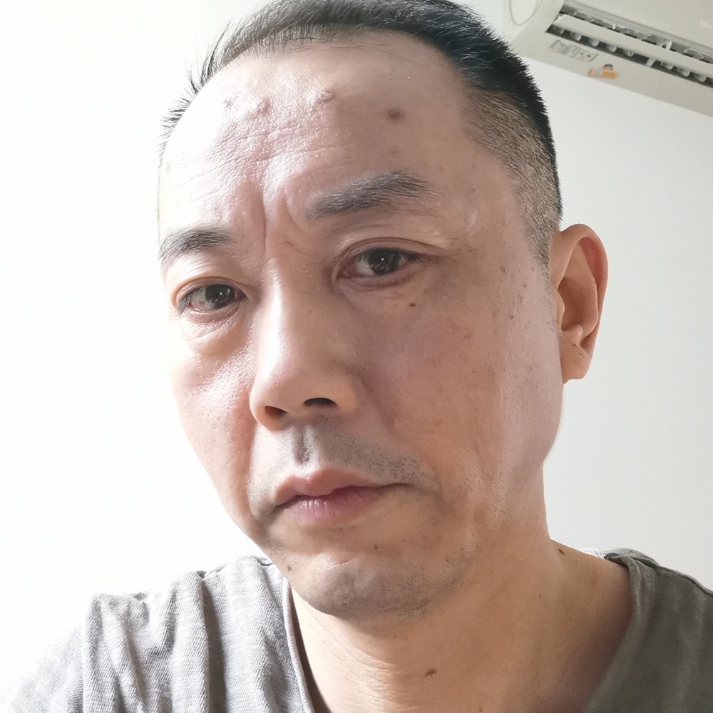 卡西莫多旖旎达的照片