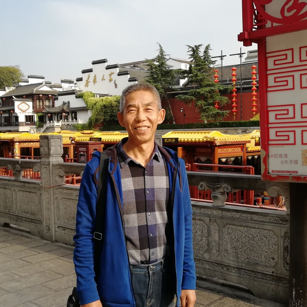 百合苦恋香蕉的照片