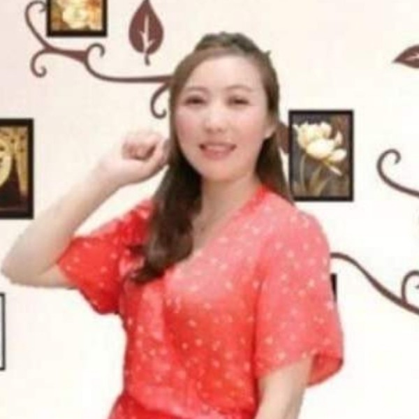 凡间女子的照片