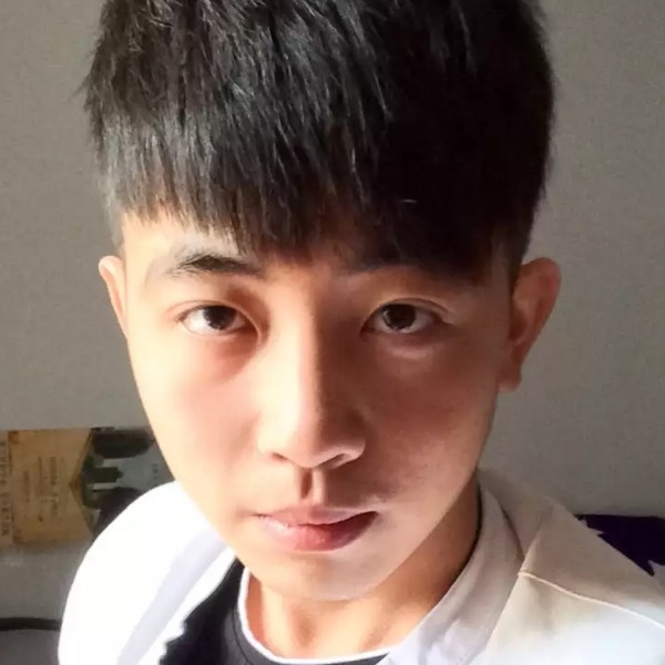落寞笑枫叶的照片