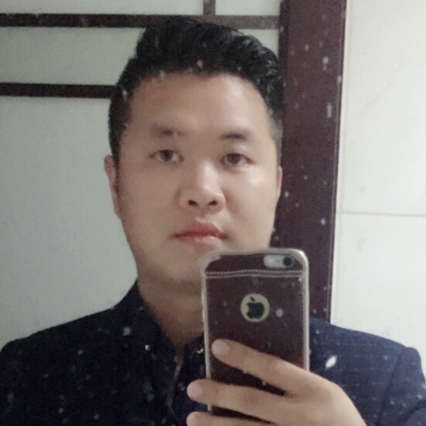 温柔迎尘宵的照片