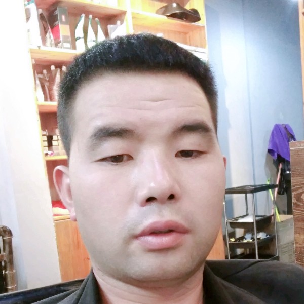 付乔生的照片