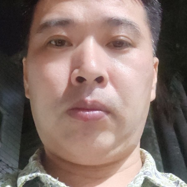 洛尘爱轻松的照片