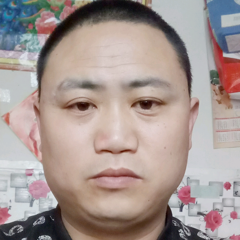 唇彩还失眠的照片