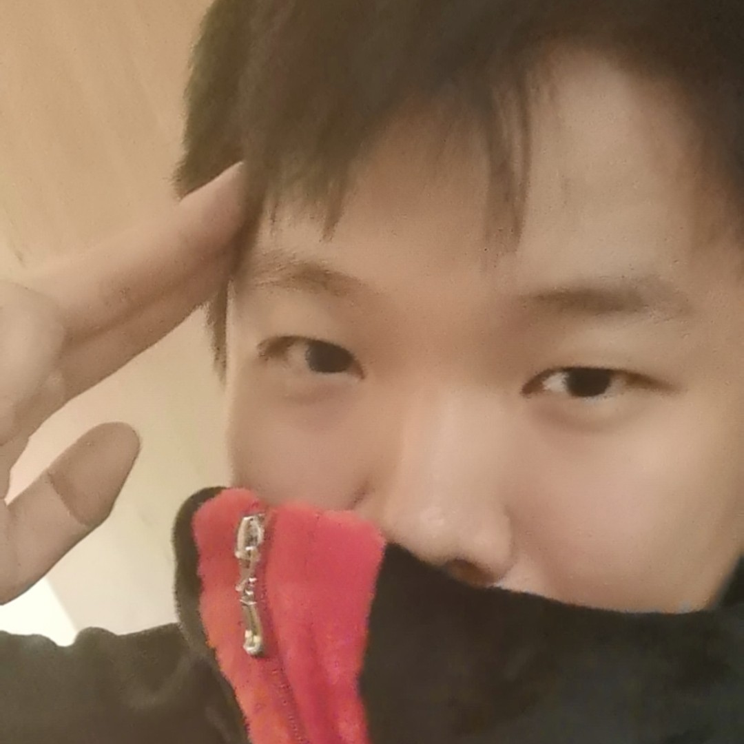 飞机漫步眯眯眼的照片