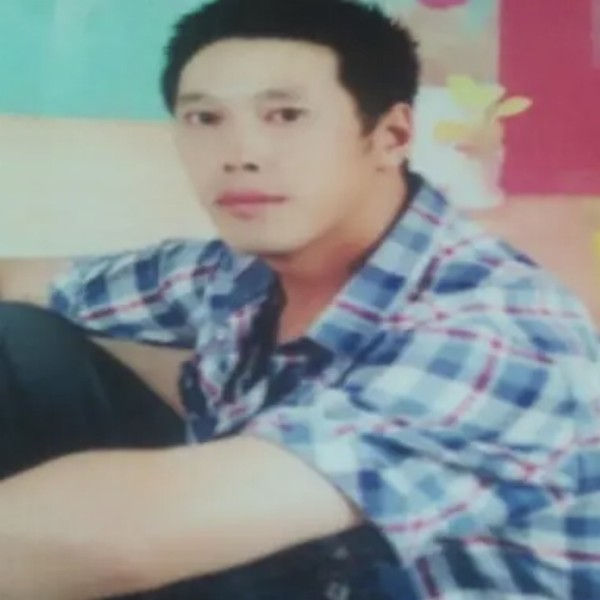 光亮与浮波的照片