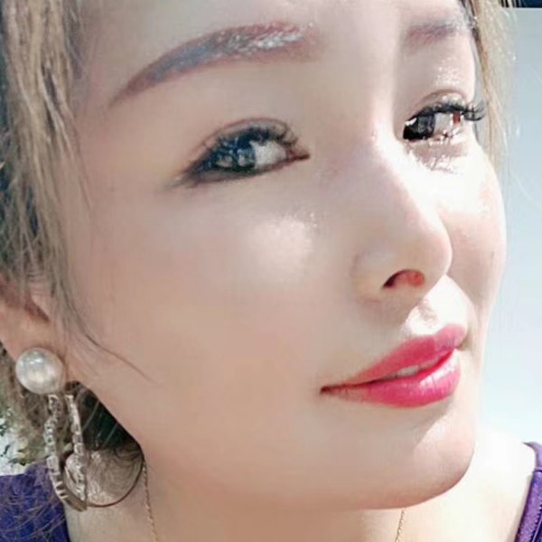 紫色人生如梦初醒的照片