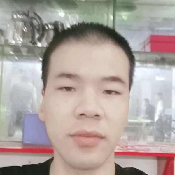 李成江的照片