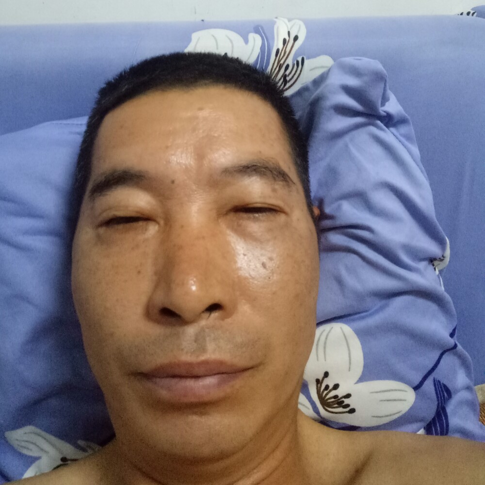 美女饱满的照片