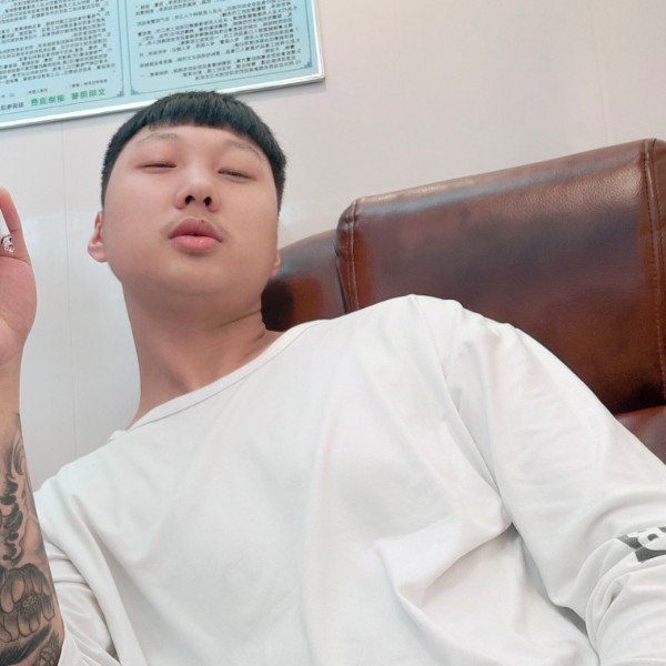 嘎嘎有点冷的照片