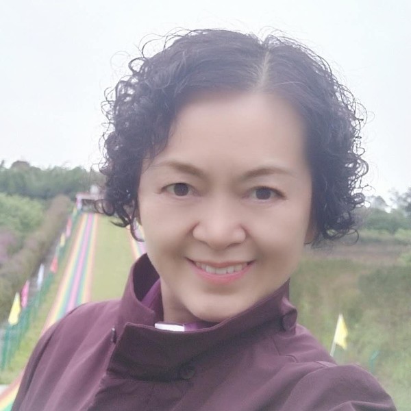 聪慧保卫项链的照片