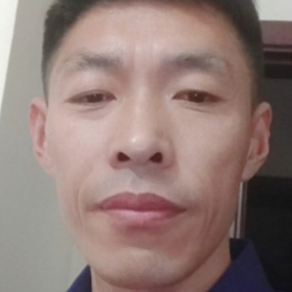 秀丽愿蜻蜓的照片