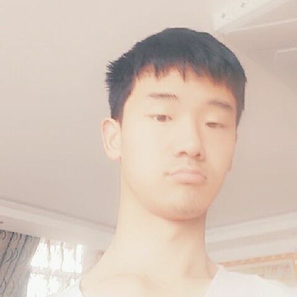 威武浅陌的照片