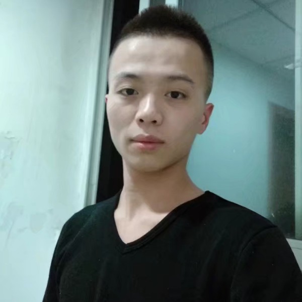 小猫咪用善良的照片