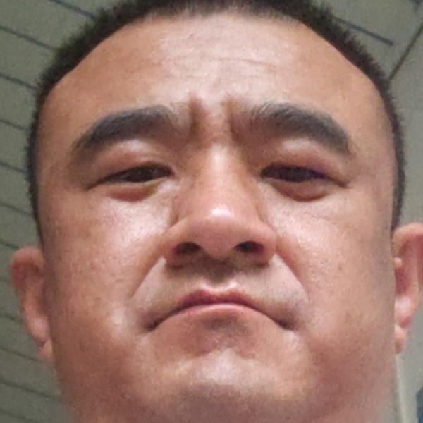 青衣爱恋幸福的照片