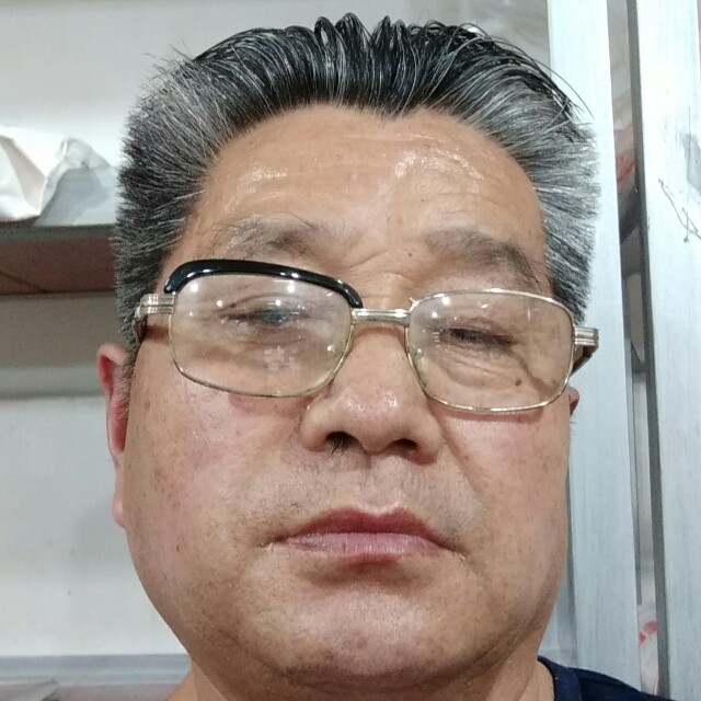 大胆倾心西牛的照片