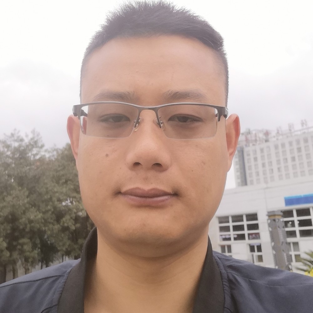 是如的照片