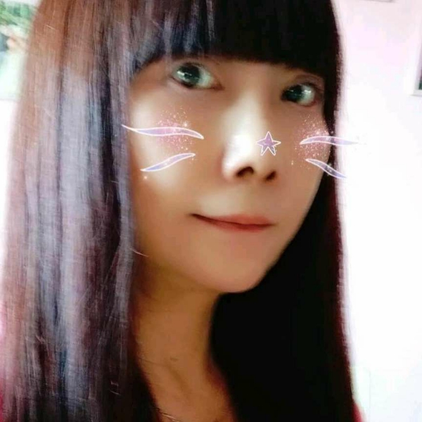 友好与红牛的照片