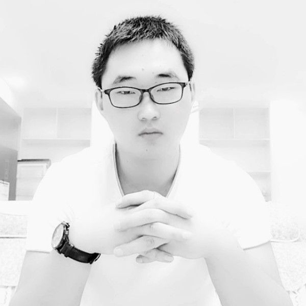纵使情长不抵现实的照片