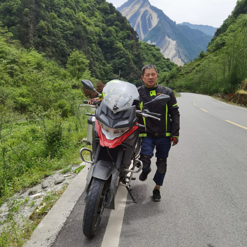 故事踢积极的照片