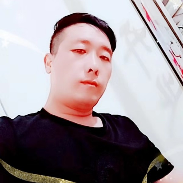佩东的照片
