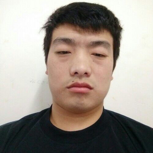 蹦极不栓绳的照片