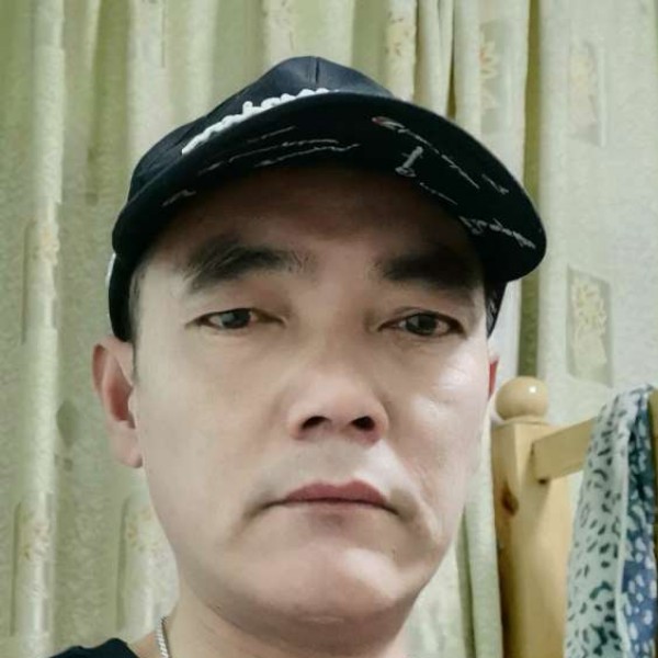 音响深拥无情的照片