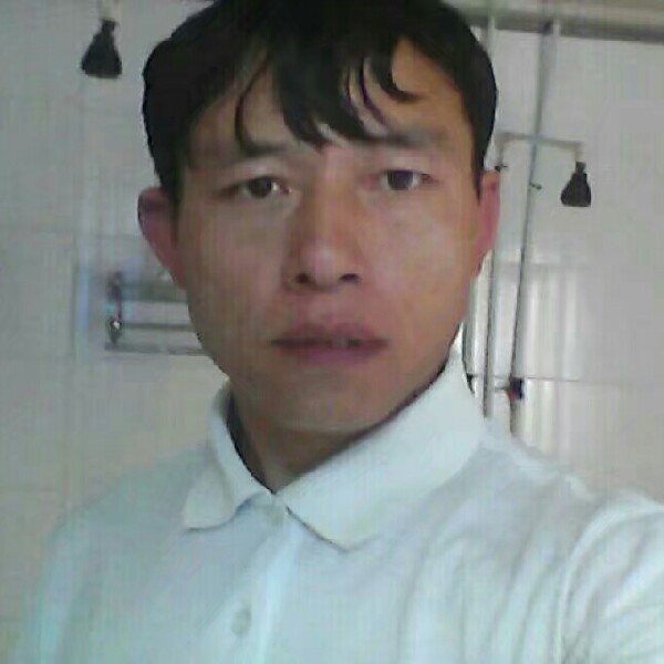 努力的天使的照片