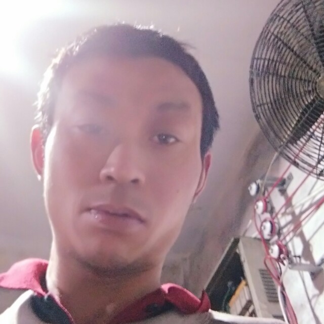 虚幻睫毛的照片