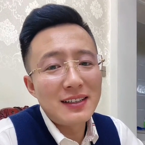 爱听歌浅吻梦影的照片