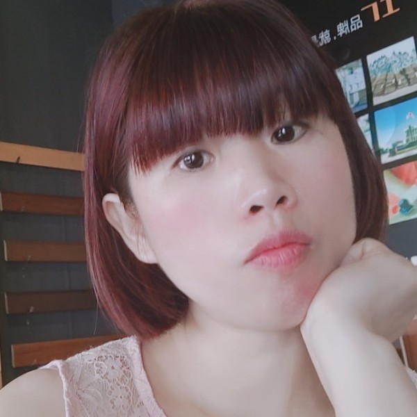 思恋深拥幸福的照片