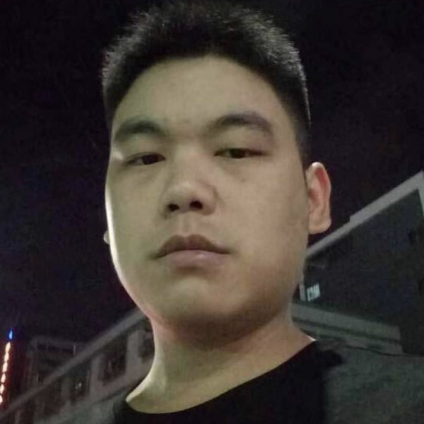 龙猫爱含糊的照片