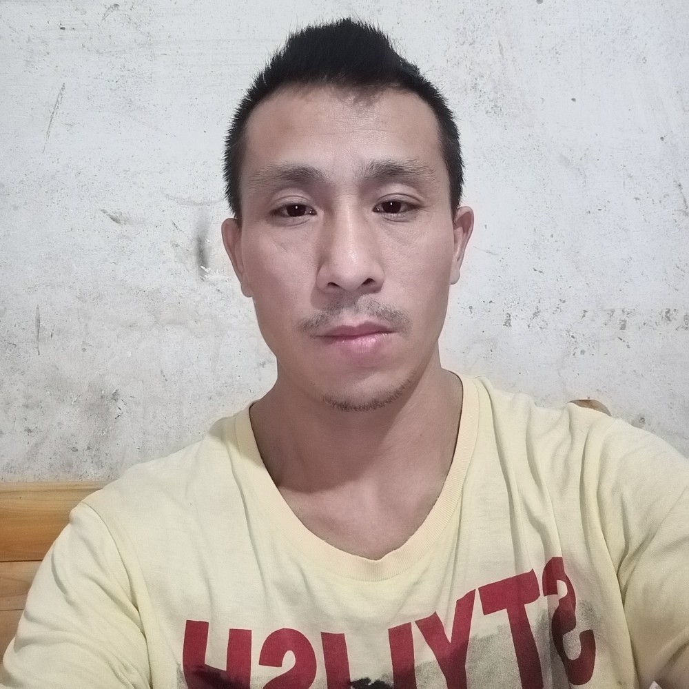 阿里良三太子的照片