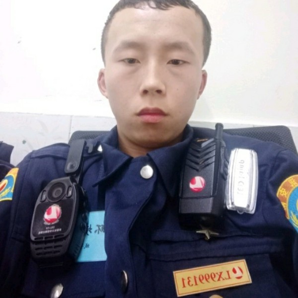 绝影多么老实的照片