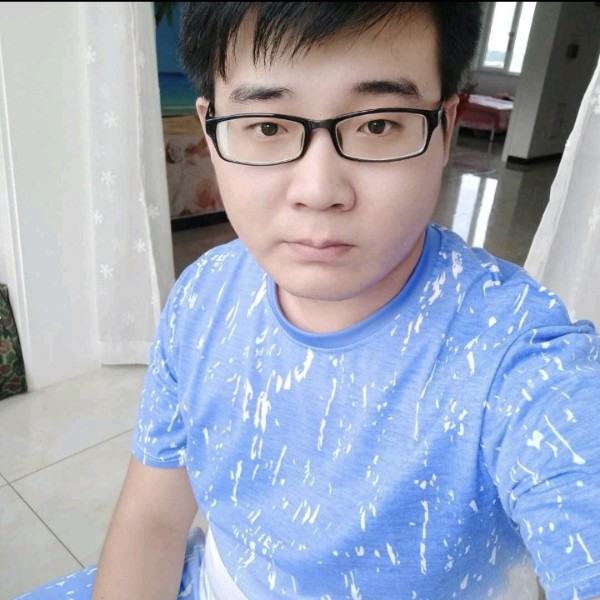 勤劳回眸小白菜的照片