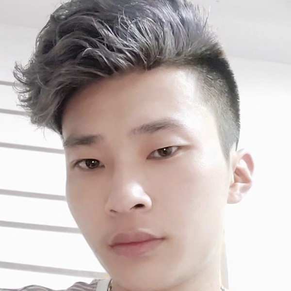 何泽辉的照片