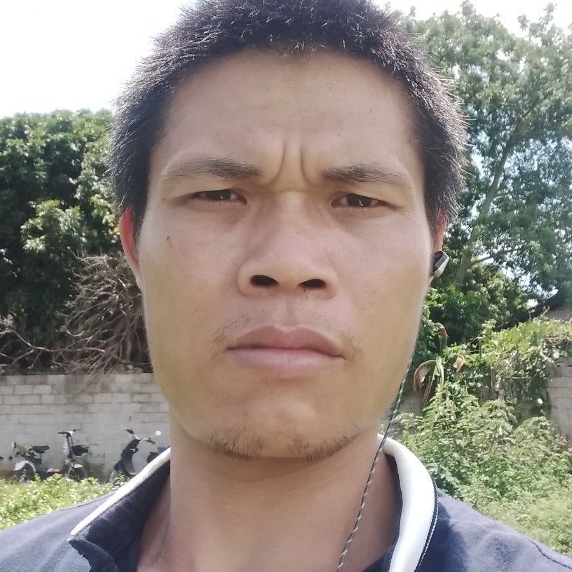 成公的照片